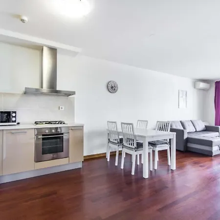 Cazare De Lux Apartment